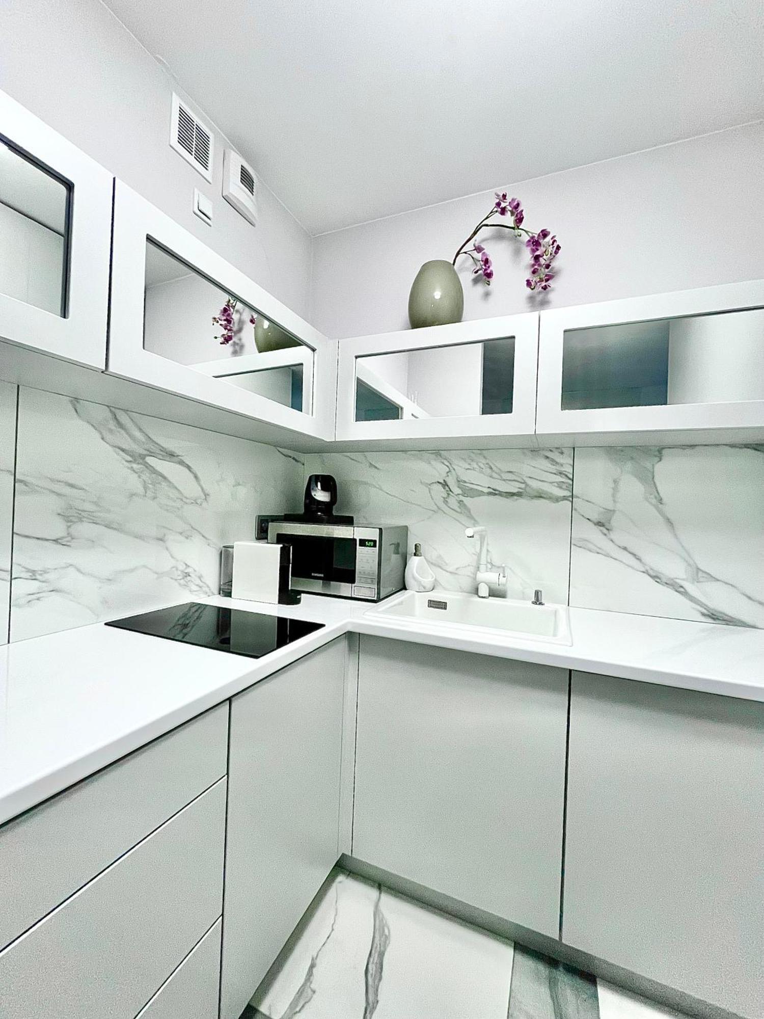 Easy Rent - Blue Place Apartment